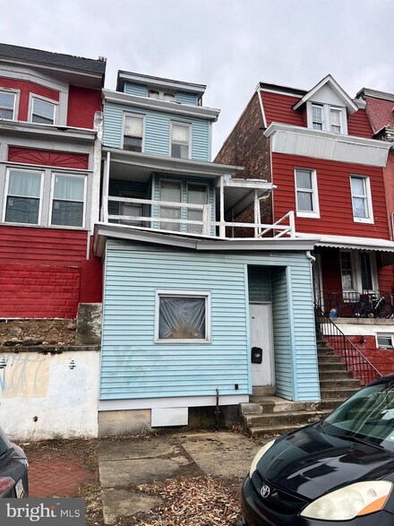 734 N 6th St, Reading, PA 19601