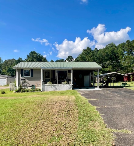 1035 Hill Dr, Counce, TN 38326