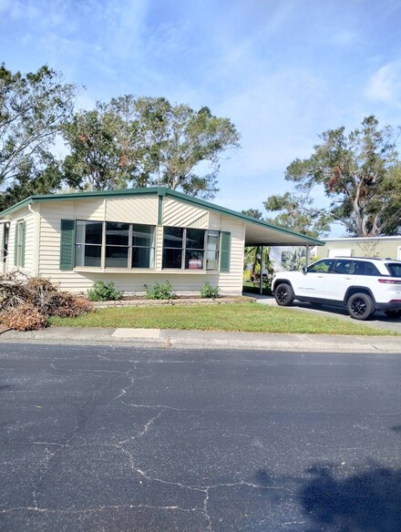 12100 Seminole Blvd Unit 323, Largo, FL 33778
