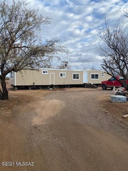 12080 W Trigger Ln, Tucson, AZ 85736