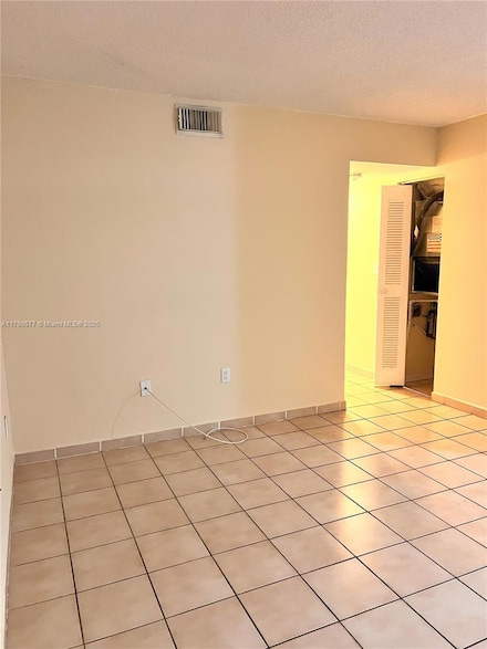 7283 W 24th Ave Unit 153, Hialeah, FL 33016