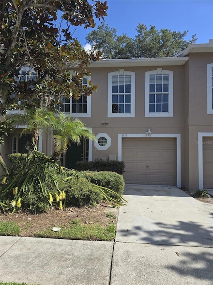 9958 Ashburn Lake Dr, Tampa, FL 33610