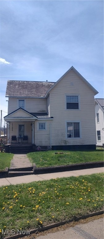 457 W State St, Newcomerstown, OH 43832