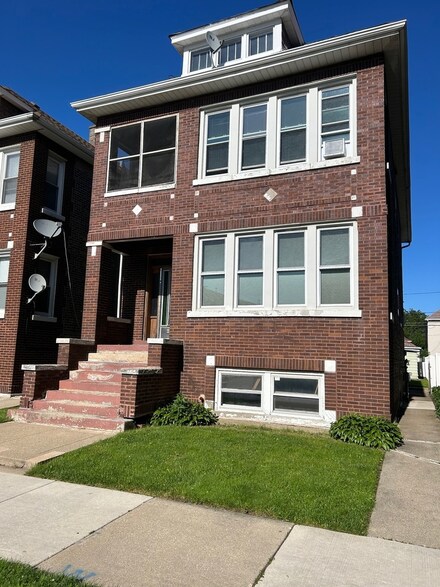 4815 S Springfield Ave, Chicago, IL 60632