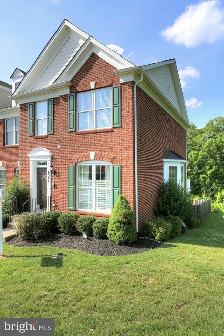 6341 Meandering Woods Ct, Frederick, MD 21701