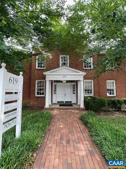 619 E High St, Charlottesville, VA 22902
