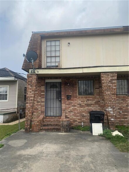2918 Pauger St, New Orleans, LA 70119