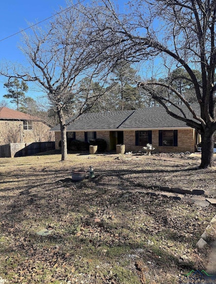 342 Carriage Ln, Gladewater, TX 75647