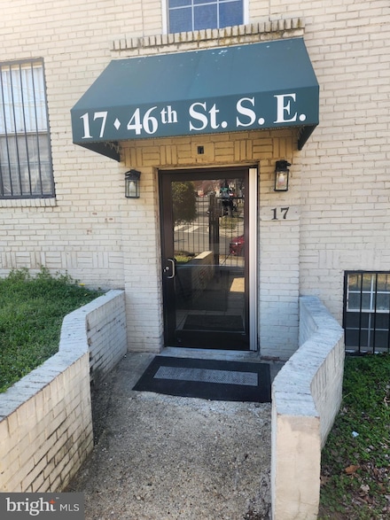 17 46th St SE Unit 5, Washington, DC 20019