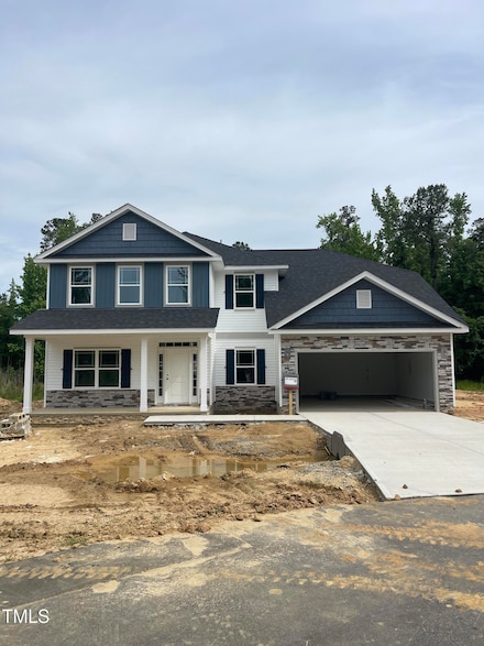 69 Streamline Ct, Lillington, NC 27546