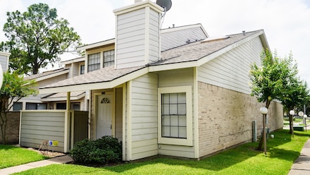 Townhomes in Mesquite TX | Solterra Texas | Quick Move-Ins