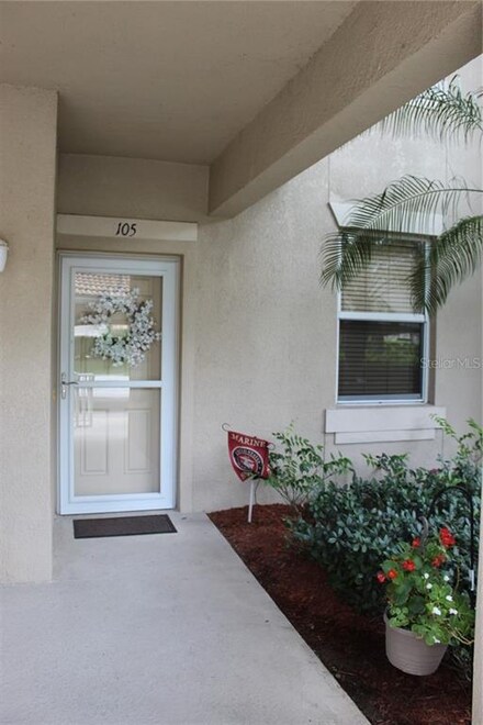 803 Fairwaycove Ln Unit 105, Bradenton, FL 34212