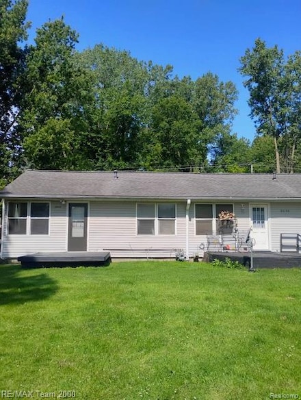 20150 Sherwood Rd, Belleville, MI 48111