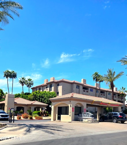 5104 N 32nd St Unit 335, Phoenix, AZ 85018