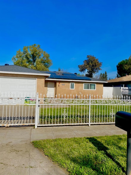 4776 N Holt Ave, Fresno, CA 93705