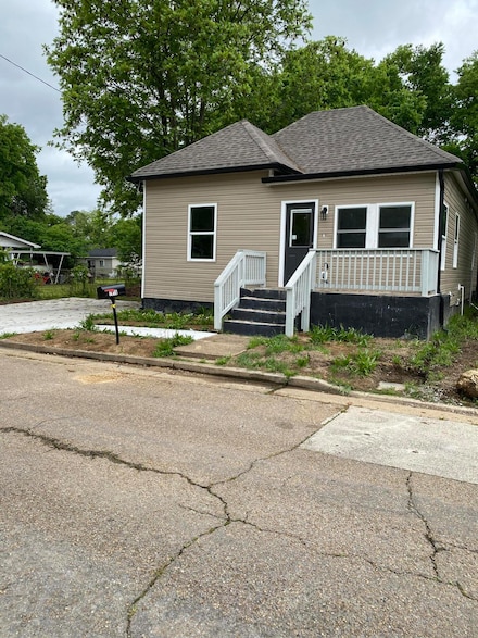 1815 Newell Ave, Chattanooga, TN 37404