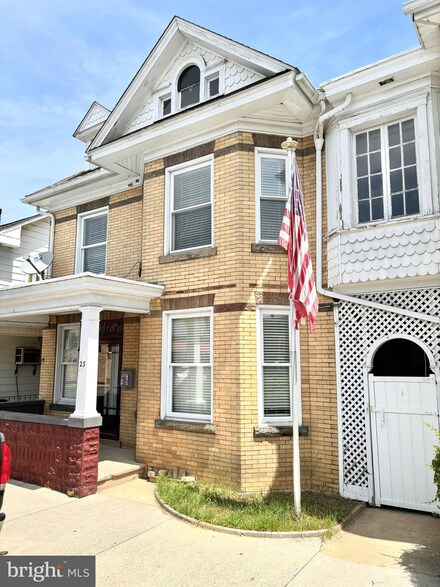 23 N Grand St, Lewistown, PA 17044