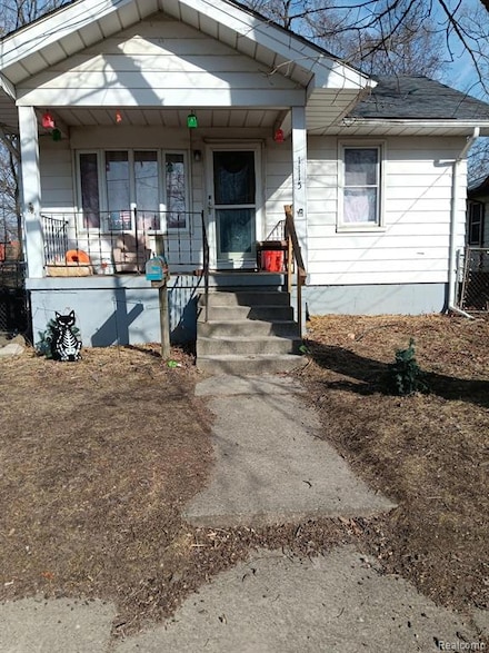 1115 Stocker Ave, Flint, MI 48503