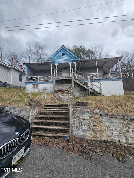 114 Meredith St, Bluefield, VA 24605