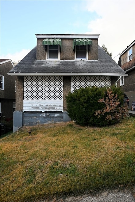 948 Athalia Ave, Monessen, PA 15062