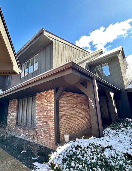 1927 Mission Hills Ln Unit 5, Northbrook, IL 60062