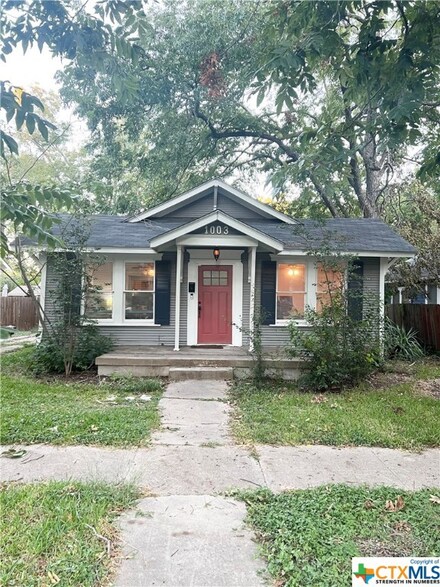 1003 N 7th St, Temple, TX 76501