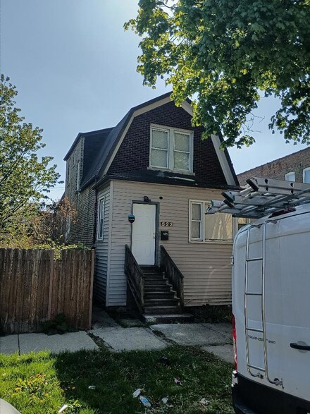523 N Trumbull Ave, Chicago, IL 60624