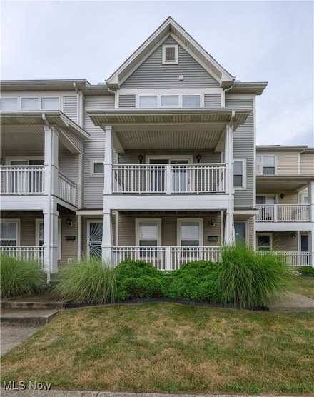 4072 Cedar Ave, Cleveland, OH 44103