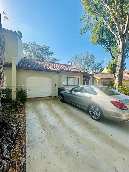 3480 Torremolinos Ave Unit A33, Doral, FL 33178