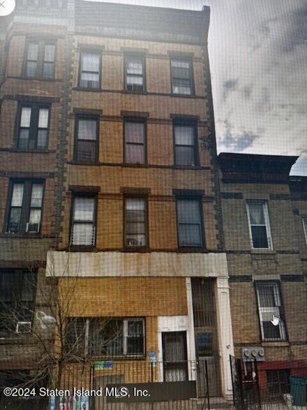462 60th St, Brooklyn, NY 11220