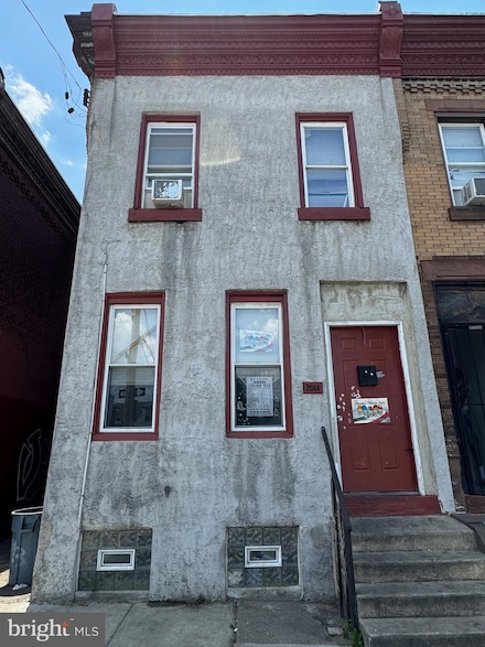 2044 E Monmouth St, Philadelphia, PA 19134