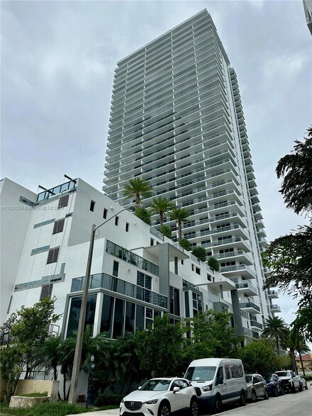 600 NE 27th St Unit 2302, Miami, FL 33137