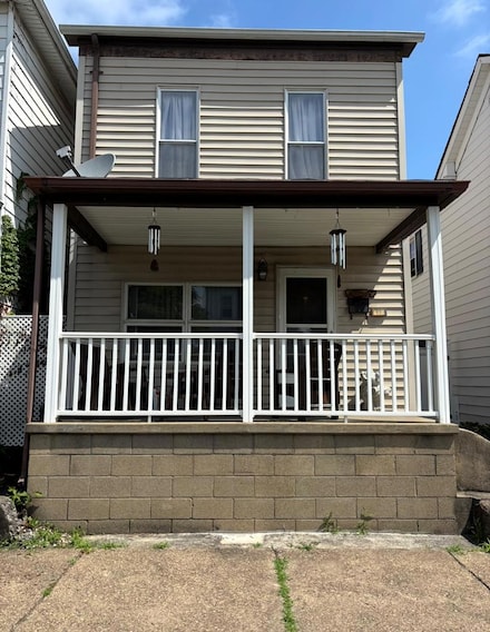 15 5th St, McMechen, WV 26040