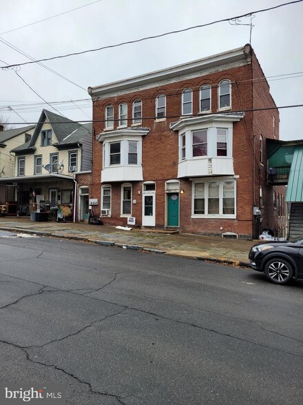 859 863 W Spruce St, Ranshaw, PA 17866