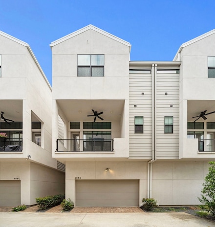 608 Middle St Unit B, Houston, TX 77003