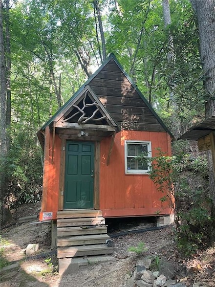 7360 Timber Rock Dr, Lenoir, NC 28645