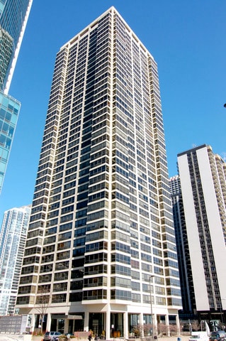360 E Randolph St Unit 2206, Chicago, IL 60601