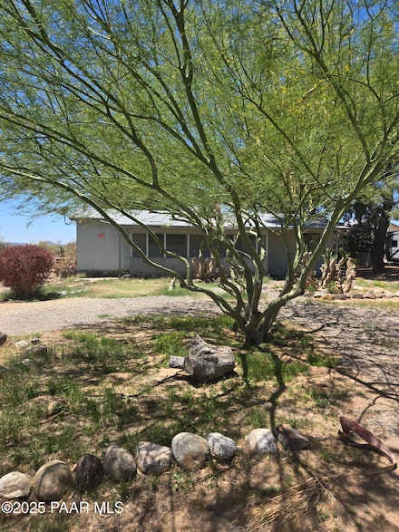23990 Coleman Dr, Congress, AZ 85332