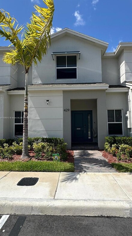 429 NE 1st Dr, Florida City, FL 33034