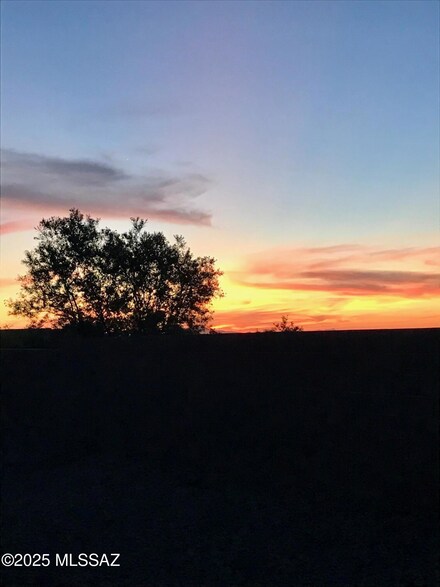 14065 E Troika St, Vail, AZ 85641