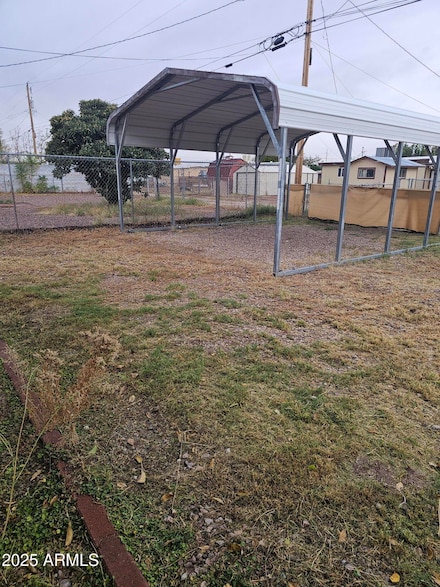 113 E Navajo St, Huachuca City, AZ 85616