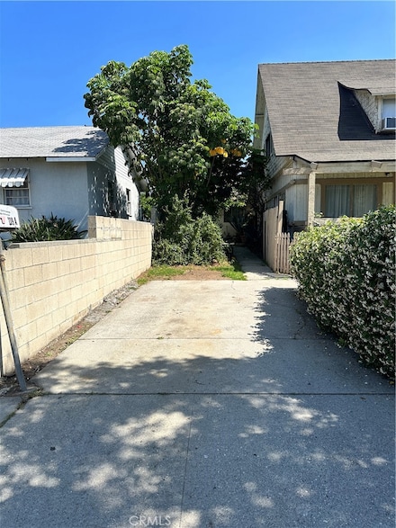 239 E Olive Ave, Monrovia, CA 91016