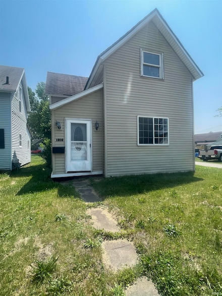 1210 Liberty St, Logansport, IN 46947