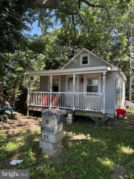 8 Middle St, Maurice River, NJ 08324