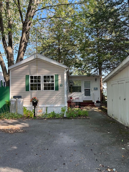 N550 Gannon Rd Unit 70, Lodi, WI 53555