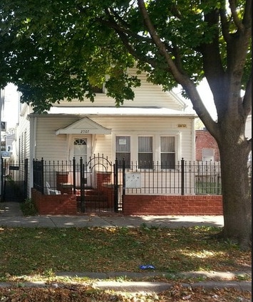 2507 N Lotus Ave Unit 2, Chicago, IL 60639