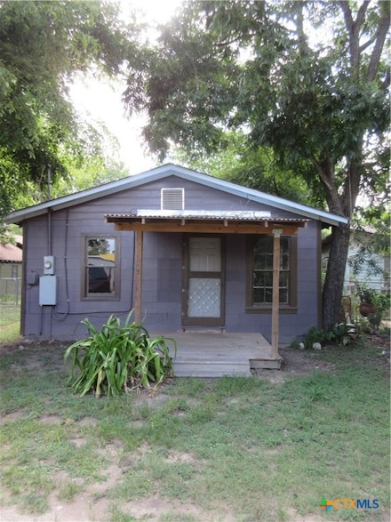 613.5 S Laurel Ave, Luling, TX 78648