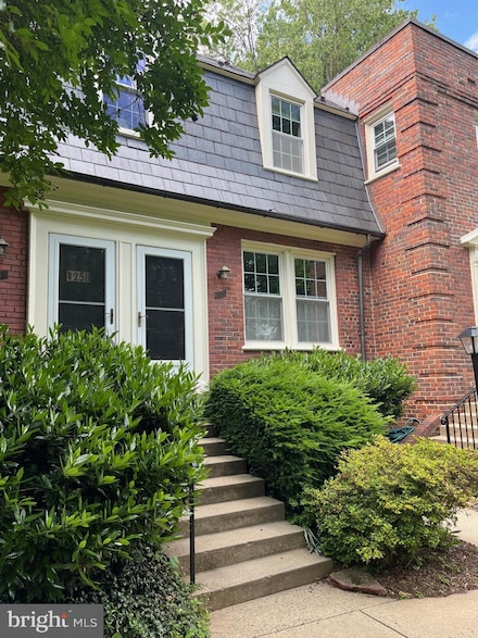 1415 S Barton St Unit 259, Arlington, VA 22204