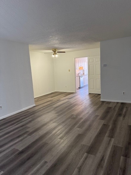 7921 Cliffbrook Dr Unit 252H, Dallas, TX 75254