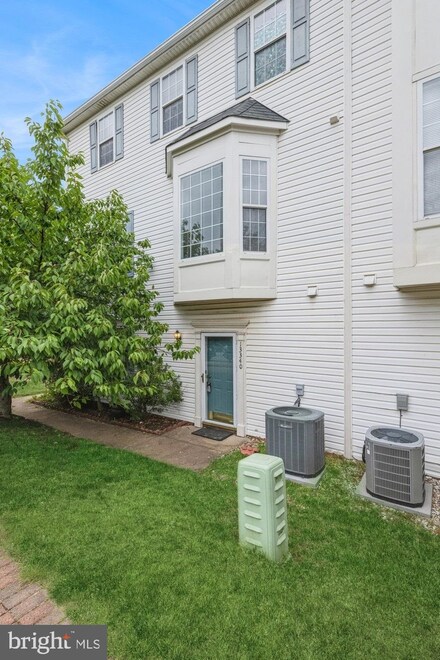 13340 Stanton Place, Herndon, VA 20171